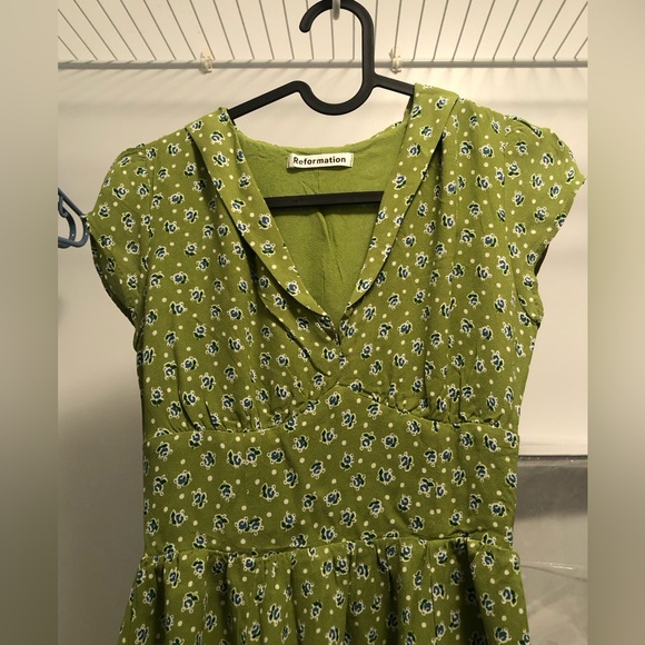 Reformation Alisa dress in arlo color - Picture 4 of 7